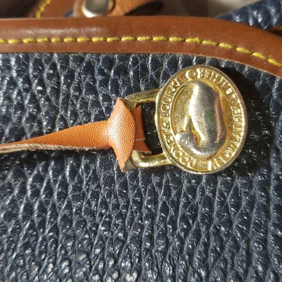 Preloved Dooney and Bourke Crossbody/Purse.offers welcome please 🙏 - Picture 3 of 6